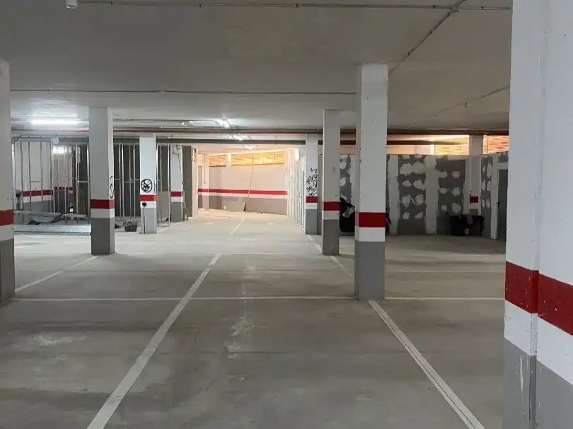 Parking of Garage for rent in Vícar  with Alarm