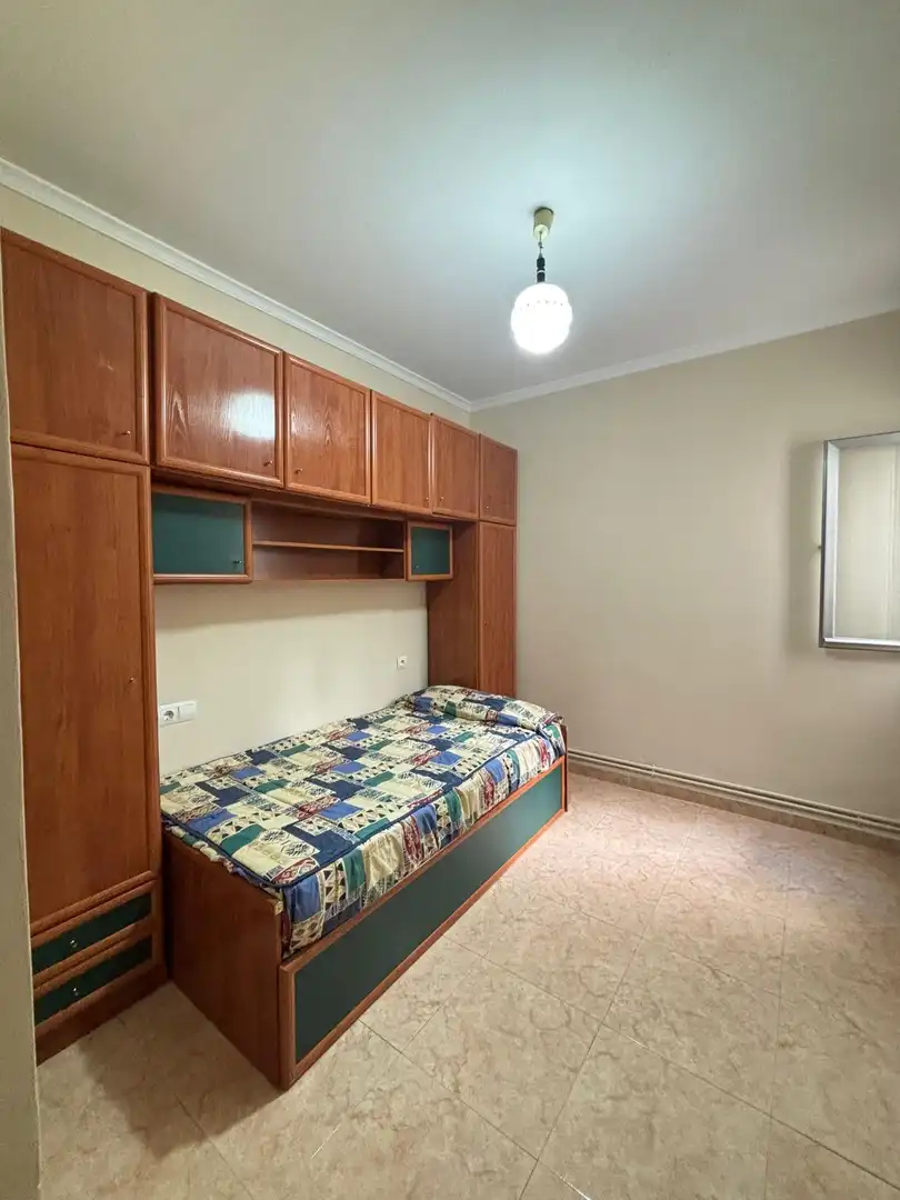 Bedroom of Flat for rent in Valdepeñas