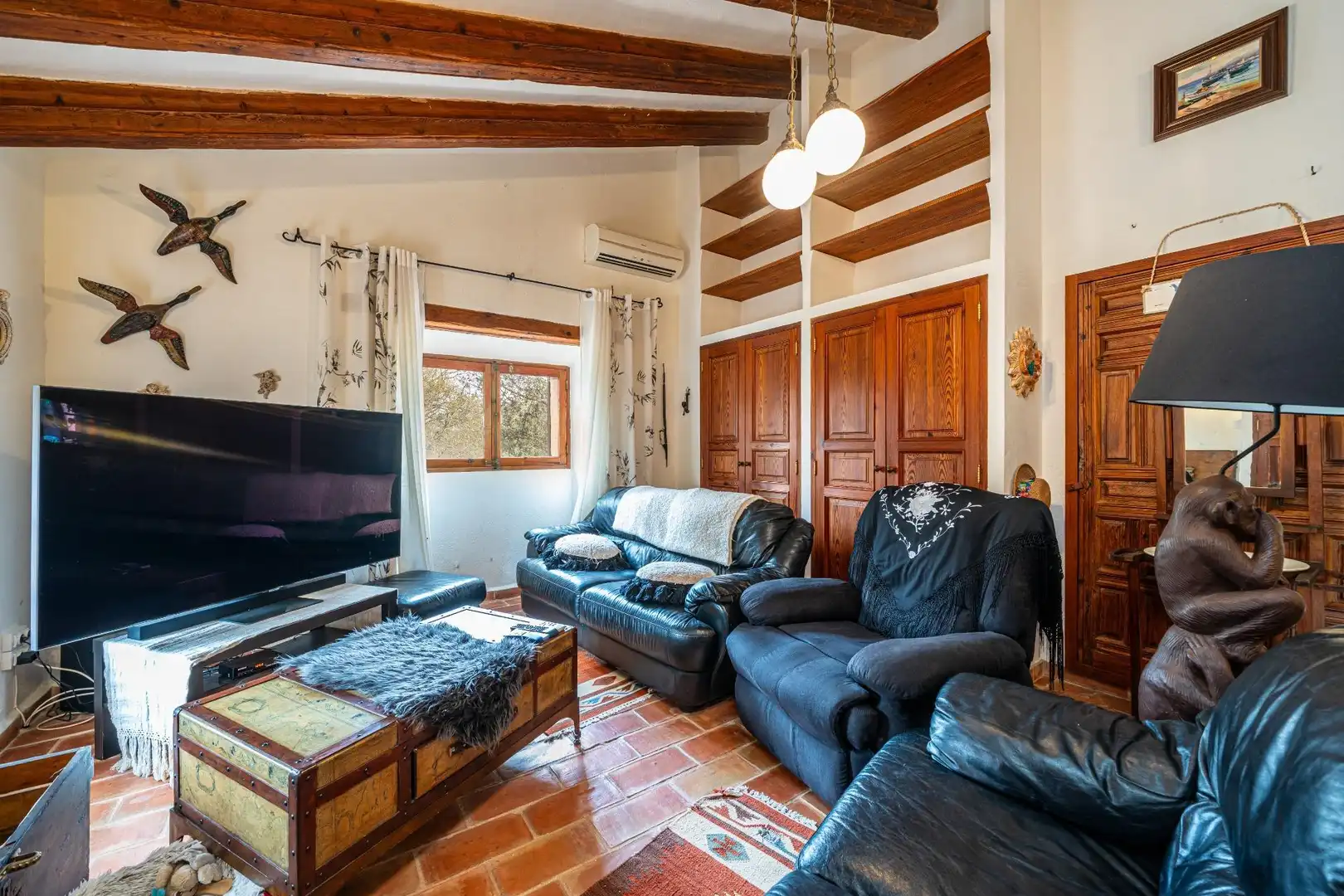 Sala de estar de Finca rústica en venta en Algaida con Aire acondicionado, Calefacción y Jardín privado