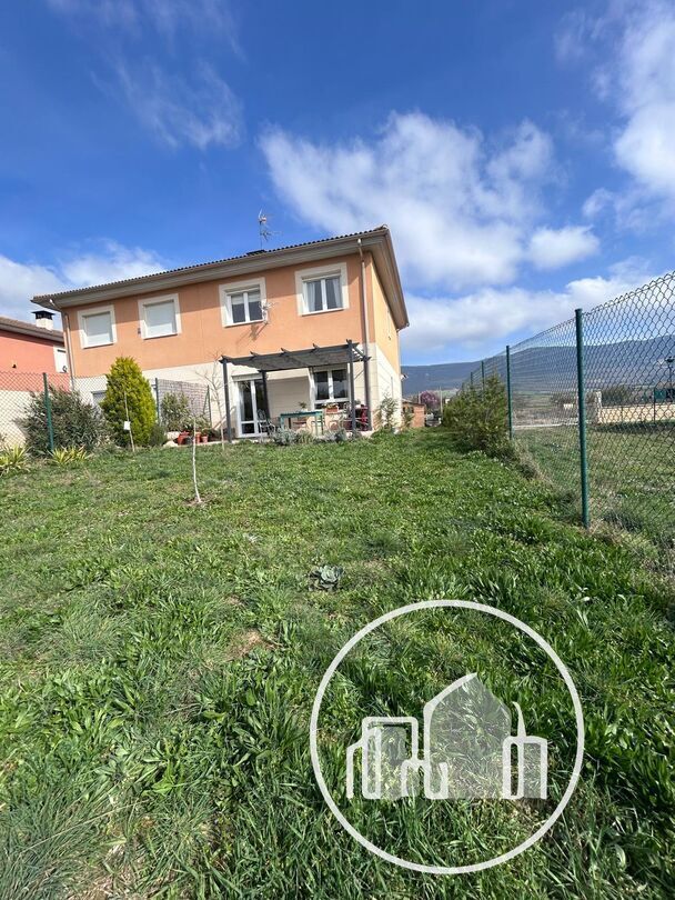 Casa adosada en venta en Los Barrios de Bureba  con Calefacción