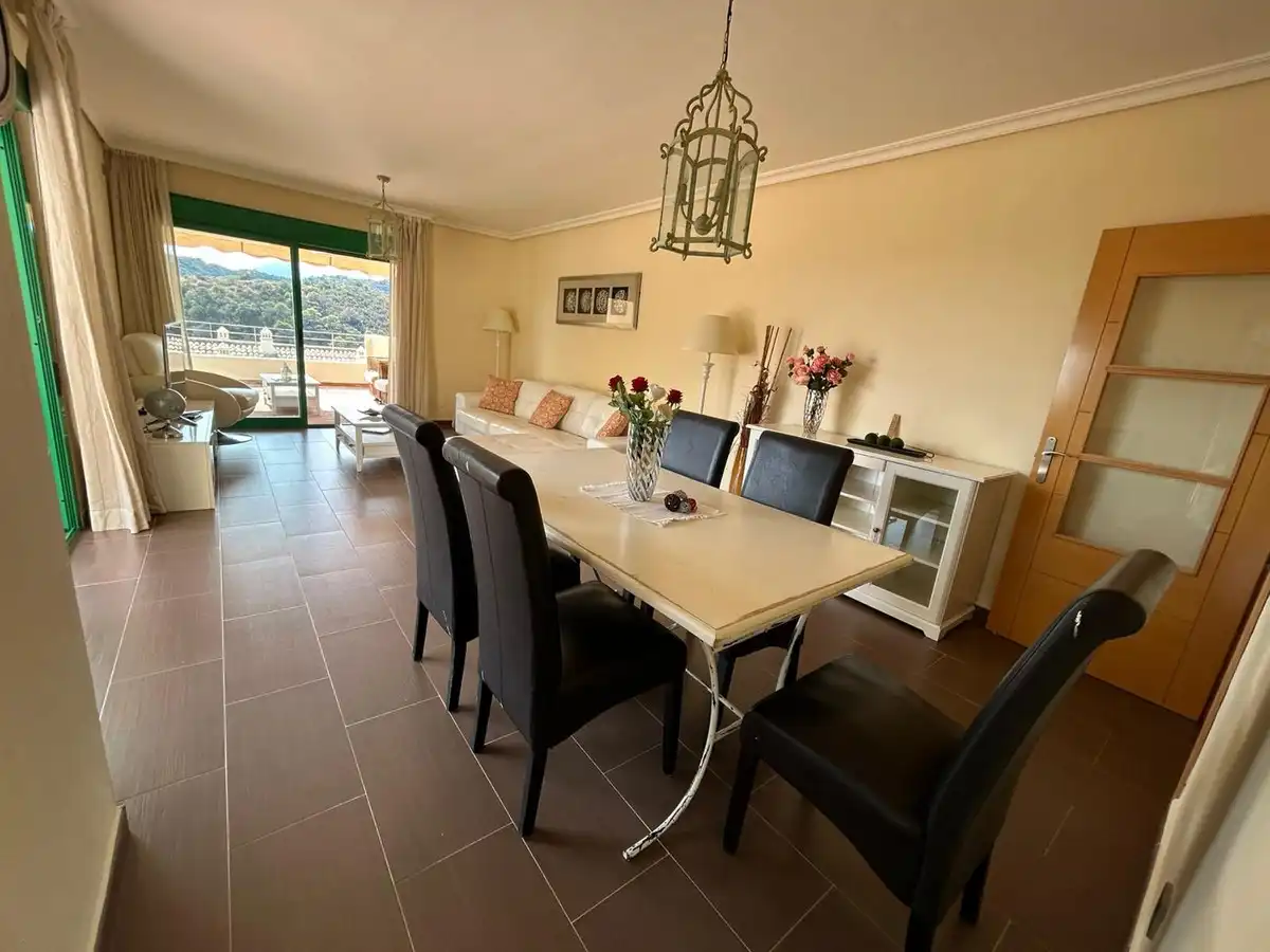Comedor de Apartamento en venta en Benahavís con Aire acondicionado, Terraza y Trastero