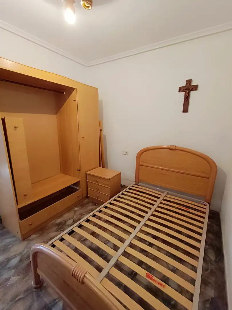 Dormitori de Casa o xalet en venda en Barruelo de Santullán amb Calefacció, Parquet i Terrassa