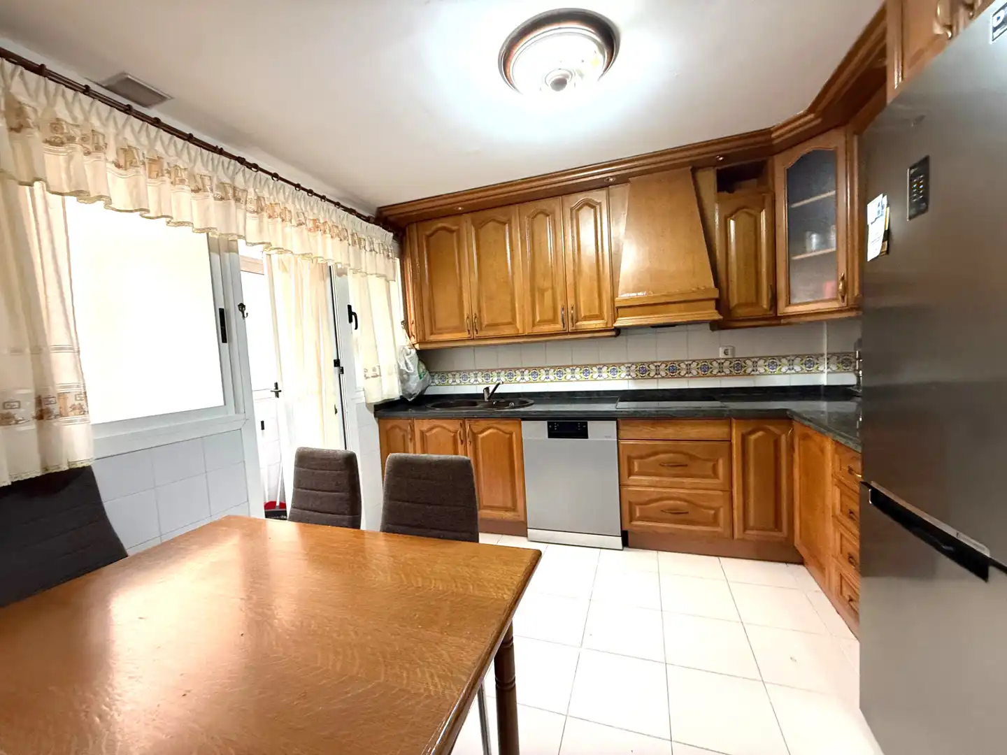Kitchen of Flat for sale in Granada  with Air Conditioner, Heating and Furnished