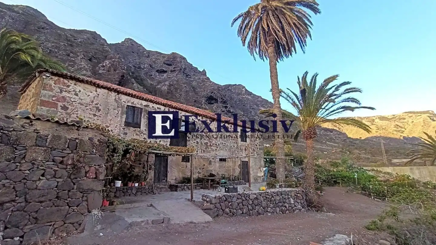 Country homes for sale in Buenavista del Norte