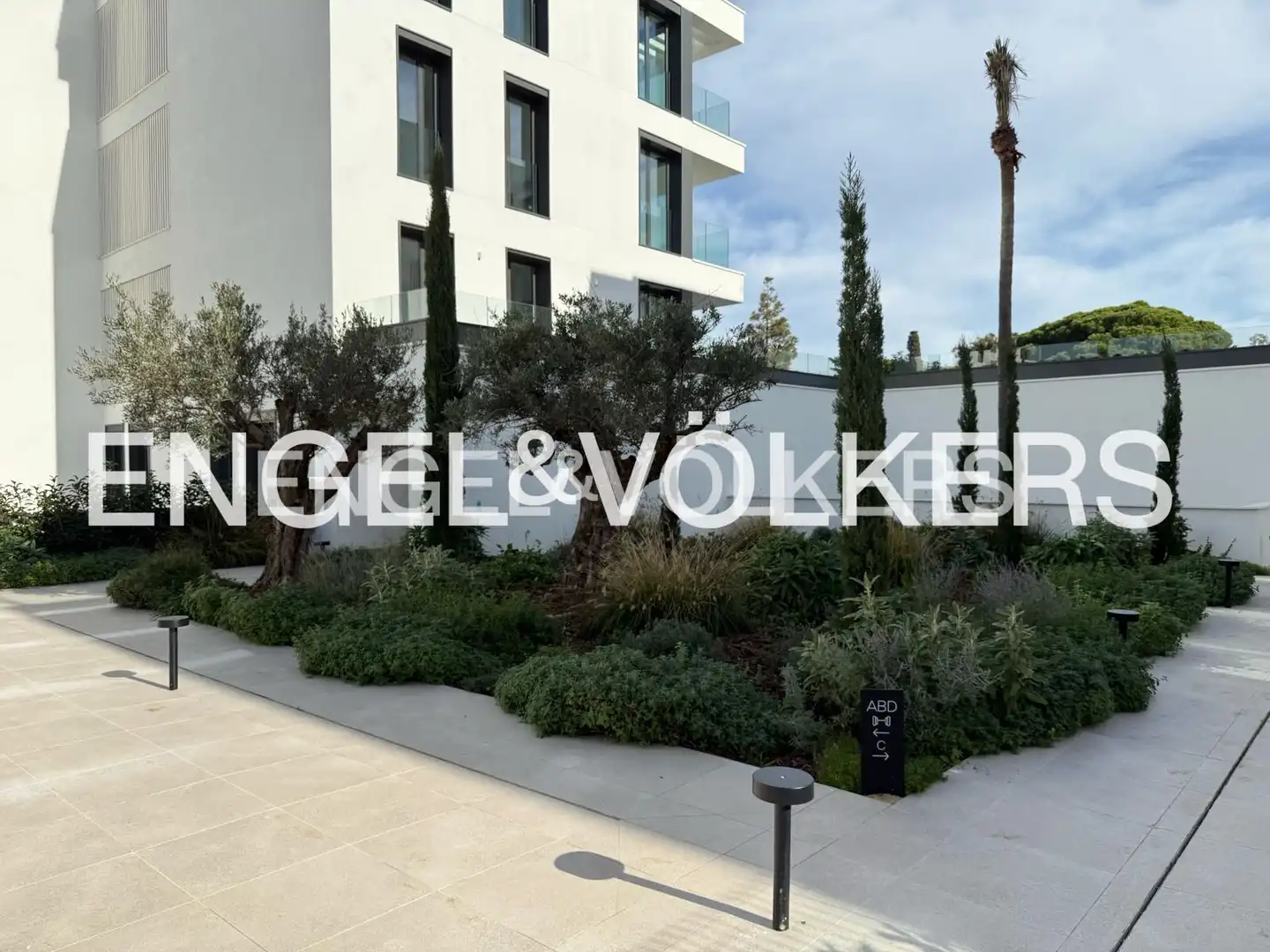 Terrassa de Pis en venda en El Puerto de Santa María amb Aire condicionat, Calefacció i Jardí privat