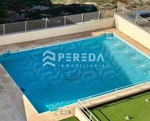 Piscina de Pis en venda en Roquetas de Mar amb Parquet, Terrassa i Piscina comunitària