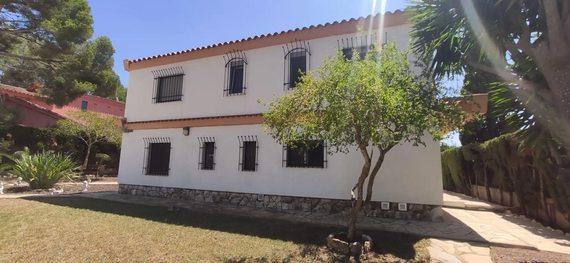 Vista exterior de Casa o xalet en venda en Tarragona amb Jardí privat, Terrassa i Piscina