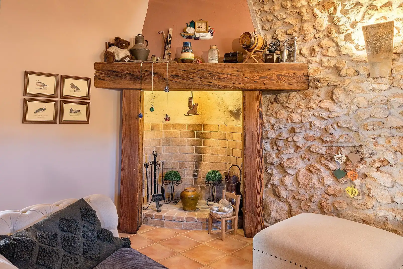 Sala de estar de Finca rústica en venta en  Palma de Mallorca con Calefacción, Jardín privado y Terraza
