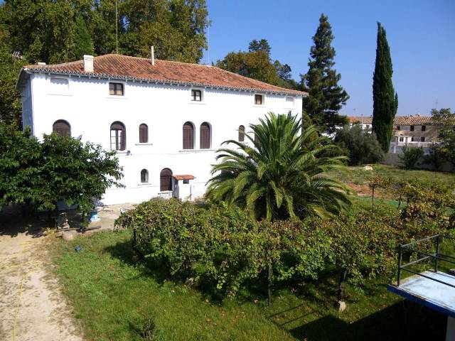 Casa-chalet en Venta en Avenida de los Fueros, 6 en Monteagudo