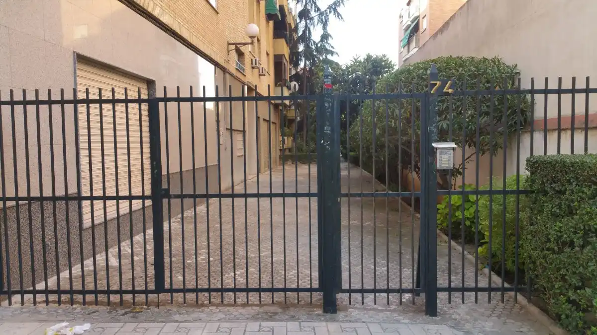 Parking de Local de alquiler en Granada