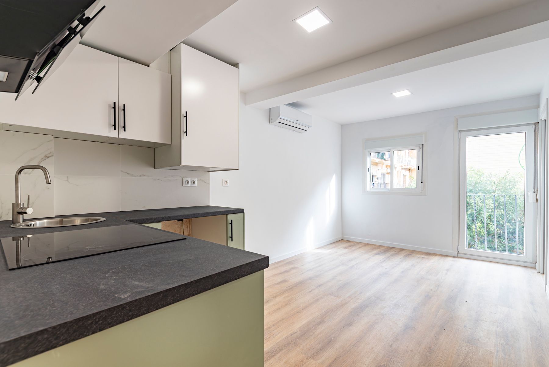 Cuina de Pis en venda en  Barcelona Capital amb Aire condicionat, Calefacció i Parquet