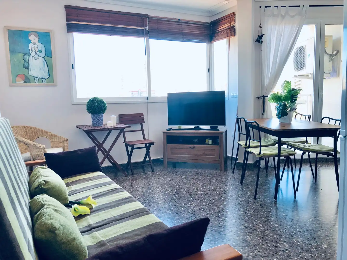 Sala d'estar de Apartament en venda en Peñíscola / Peníscola amb Calefacció, Moblat i Forn