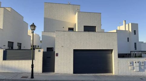 Foto 3 de Casa o xalet en venda a Calle de Melilla, 33, Urbanización el Mediterráneo, Arroyomolinos (Madrid)