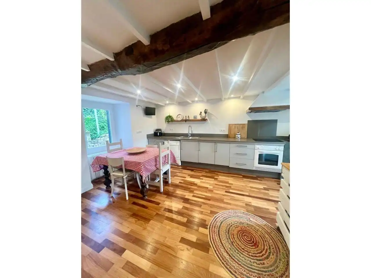 Küche von Haus oder Chalet zur Miete in Miño mit Heizung, Privatgarten und Schwimmbad