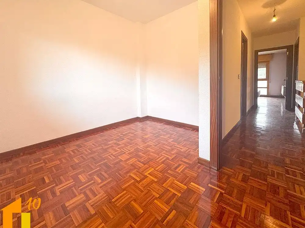 Schlafzimmer von Einfamilien-Reihenhaus zum Verkauf in Belorado mit Heizung und Terrasse