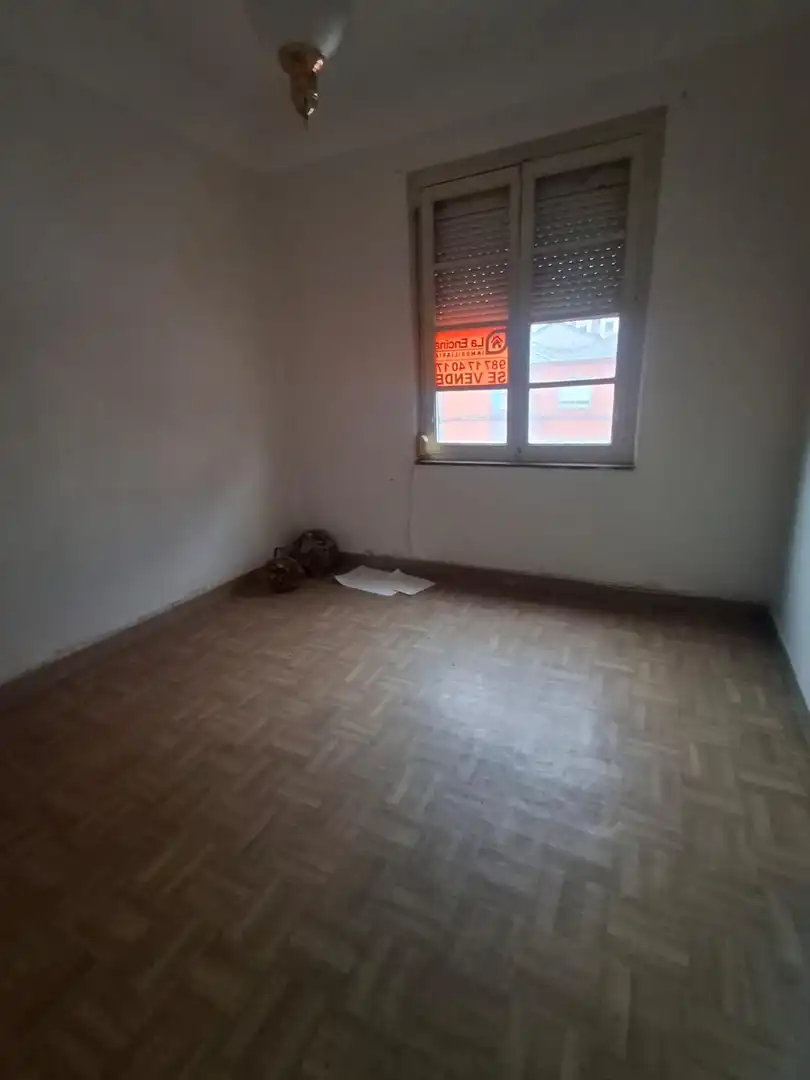 Dormitori de Casa o xalet en venda en Ponferrada amb Calefacció i Balcó