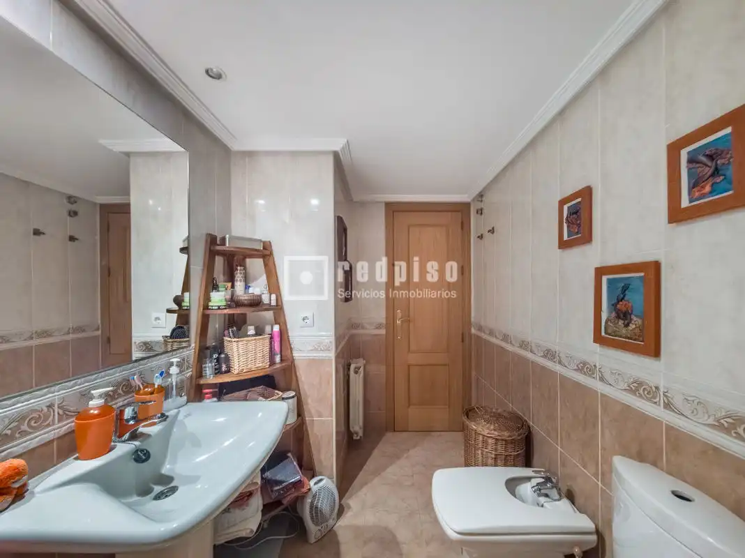 Baño de Casa o chalet en venta en Alcorcón con Calefacción, Terraza y Trastero