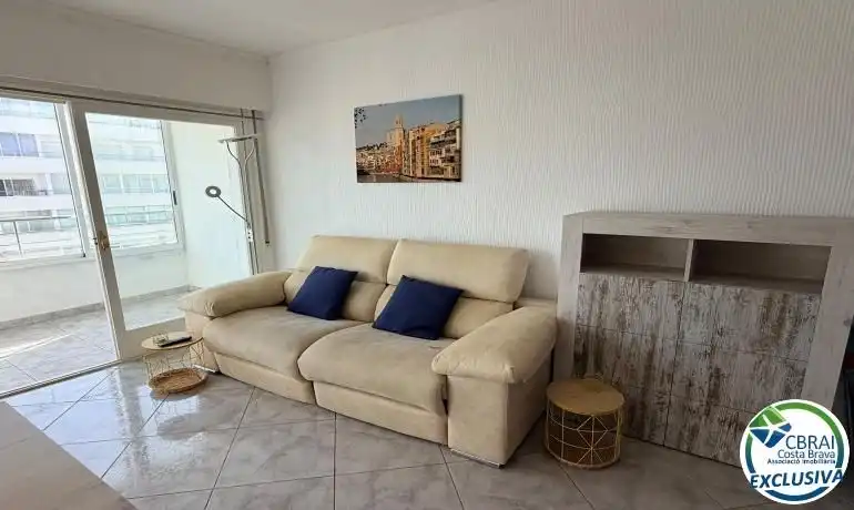 Apartment with pool for sale in Avenida DE LA GOLA DE L'ESTANY, imagen 5