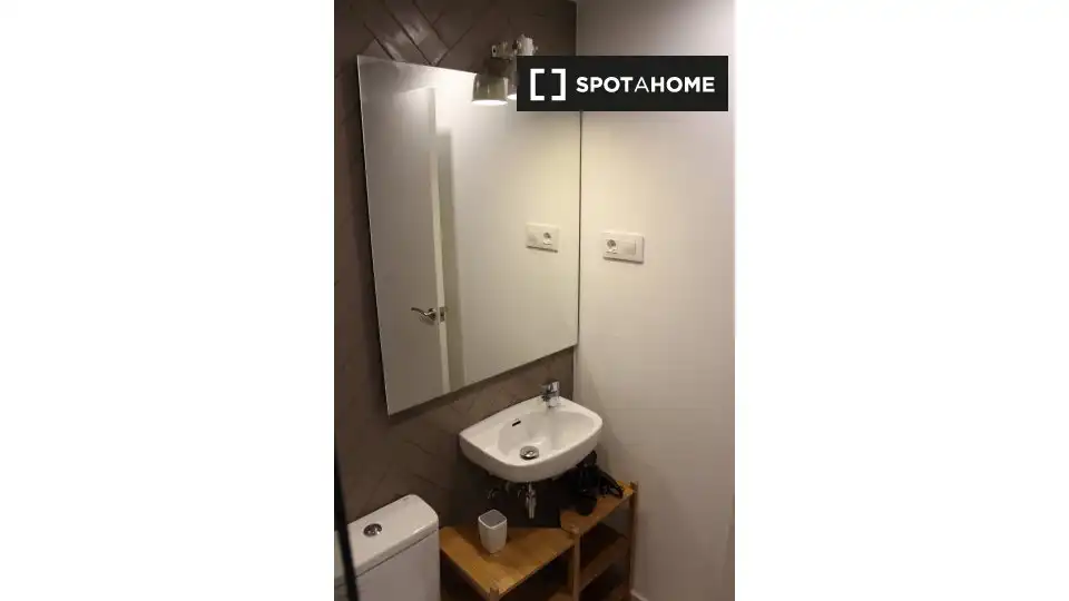 Habitació a El Raval