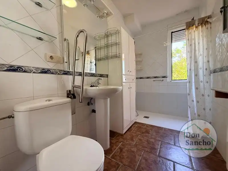 Baño de Casa o chalet en venta en Cabezón de Valderaduey con Calefacción