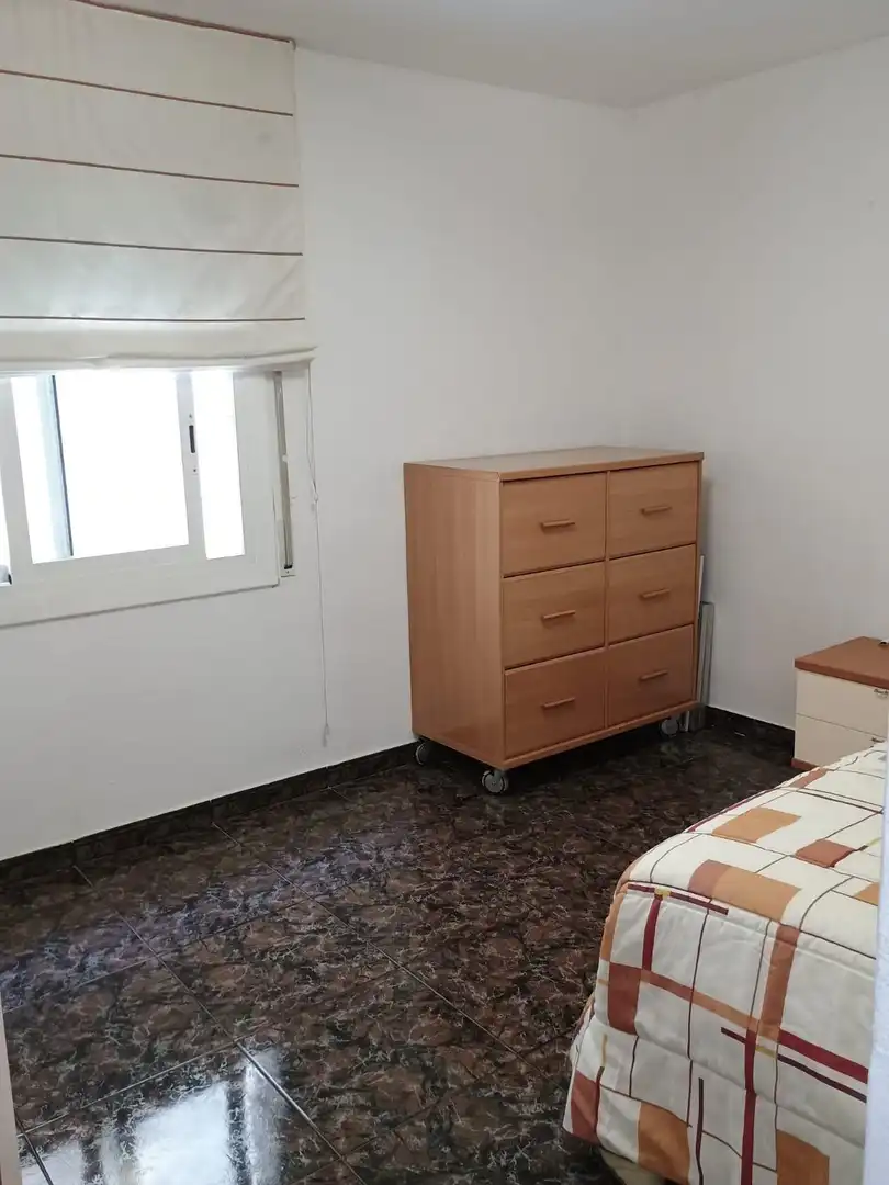 Schlafzimmer von Wohnung zum Verkauf in Vilanova i la Geltrú mit Klimaanlage, Terrasse und Möbliert