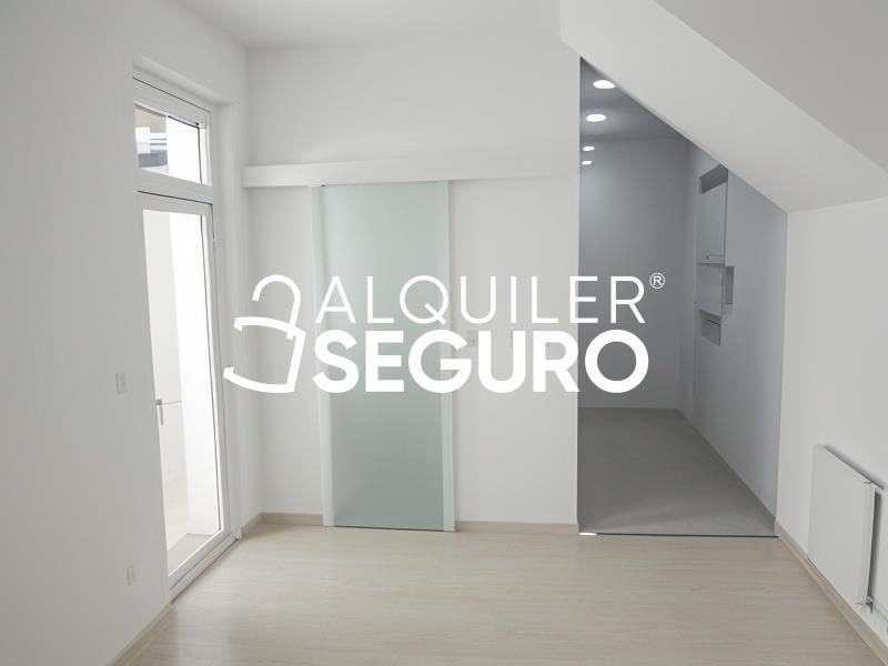 Dormitori de Estudi de lloguer en  Madrid Capital amb Aire condicionat, Calefacció i Terrassa