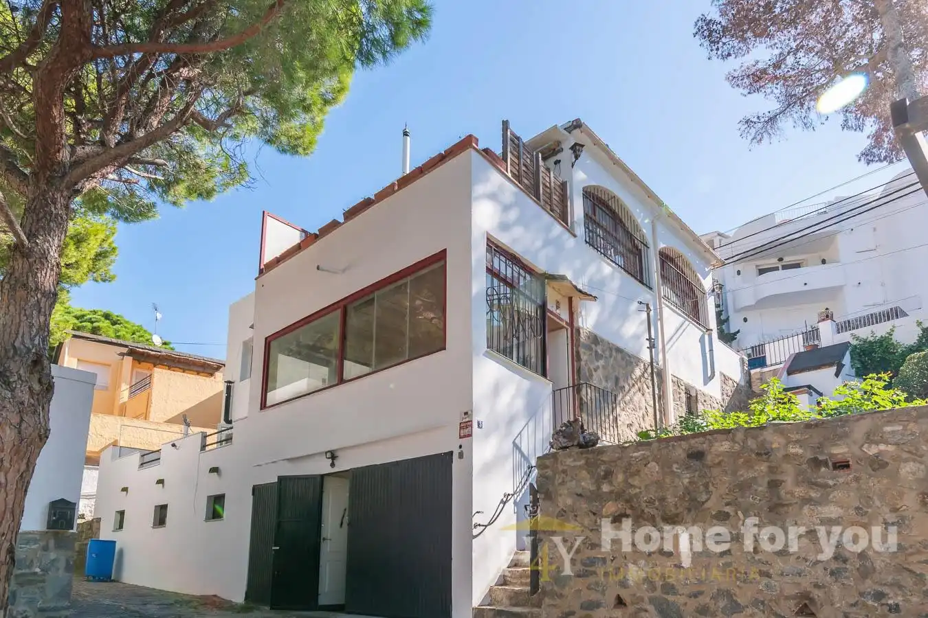 Chalet con jardín en venta en de Diego Velázquez 5