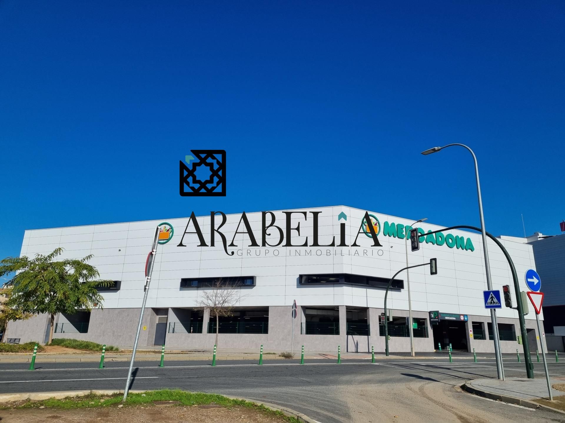 Vista exterior de Casa o xalet en venda en  Córdoba Capital amb Terrassa i Balcó