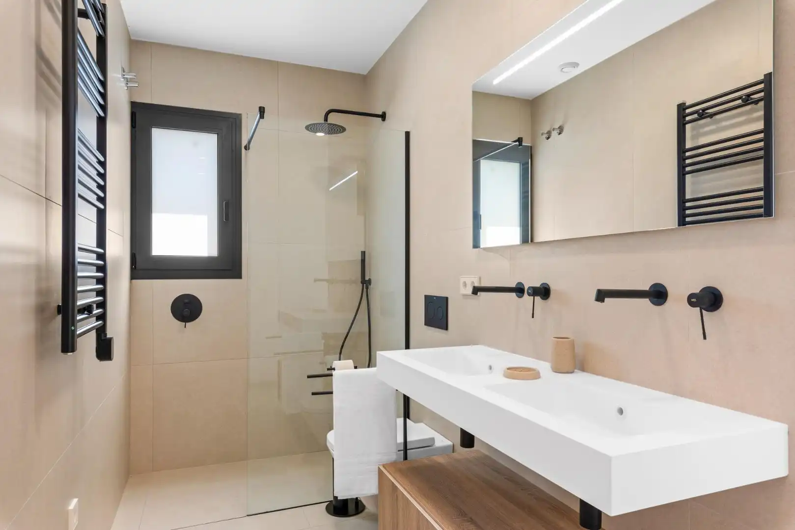 Villa con piscina in vendita a Las Lomas de Rame - Bahía Bella, imagen 12