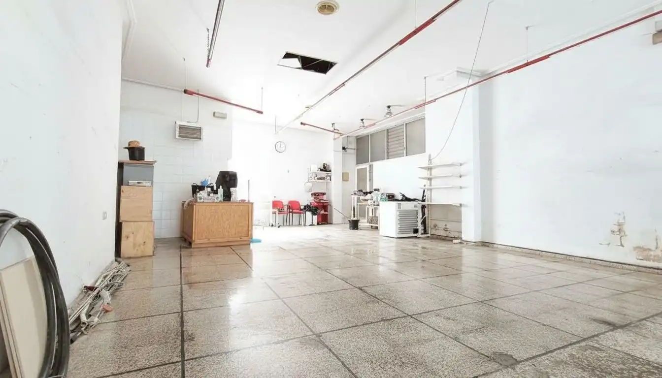 Local comercial en alquiler en Llombai, imagen 5