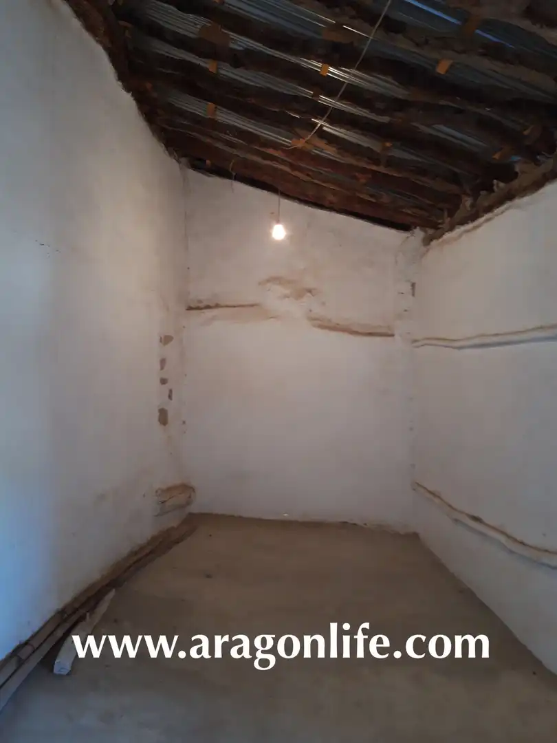Houses for sale in Fabara  with Storage room, Furnished and Oven