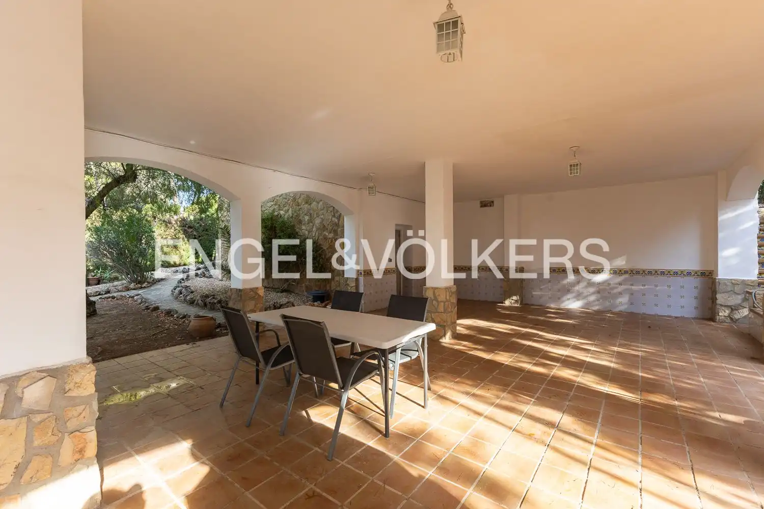 Terraza de Casa o chalet de alquiler en Paterna con Aire acondicionado, Calefacción y Jardín privado