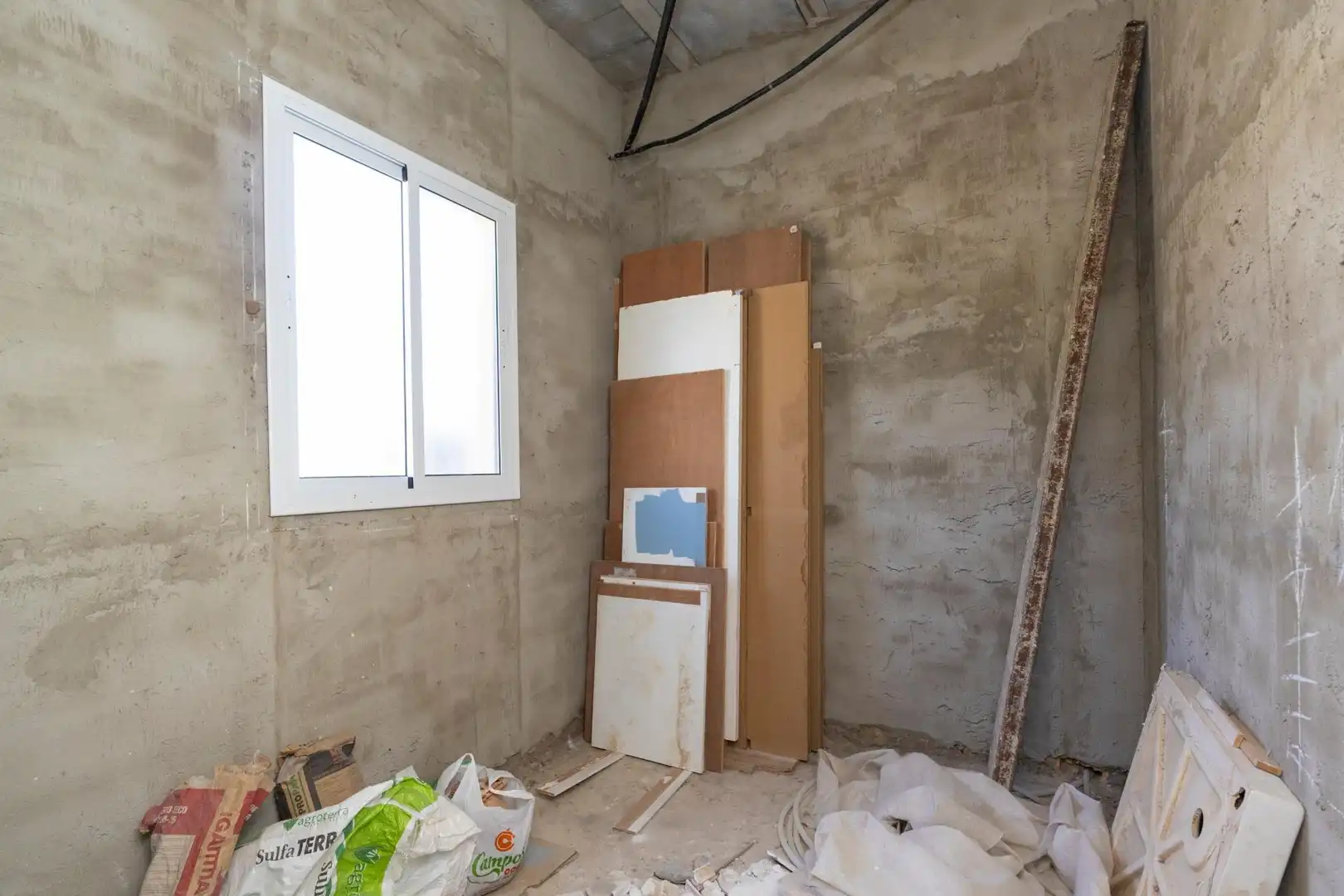 Casa o chalet en venta en La Puebla del Río con Terraza, Trastero y Piscina