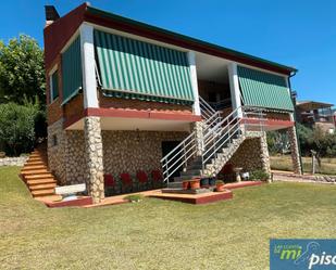 Exterior view of House or chalet for sale in Simancas  with Terrace and Balcony