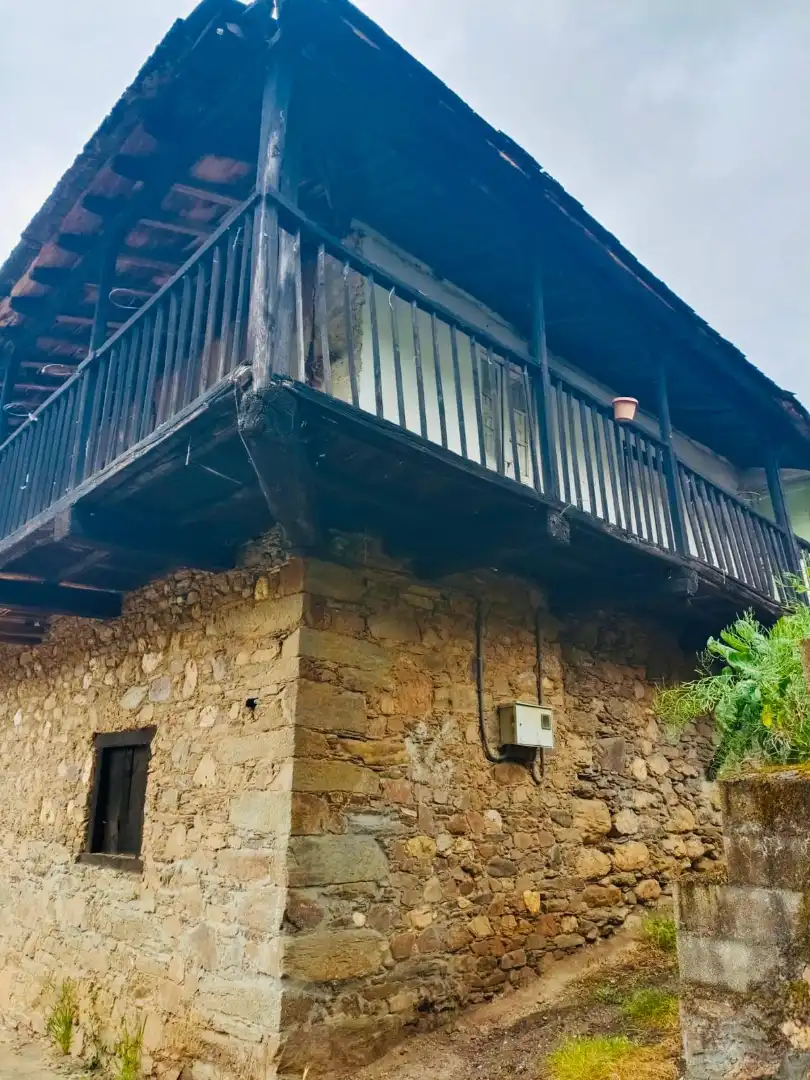 Vista exterior de Casa o xalet en venda en Ponferrada