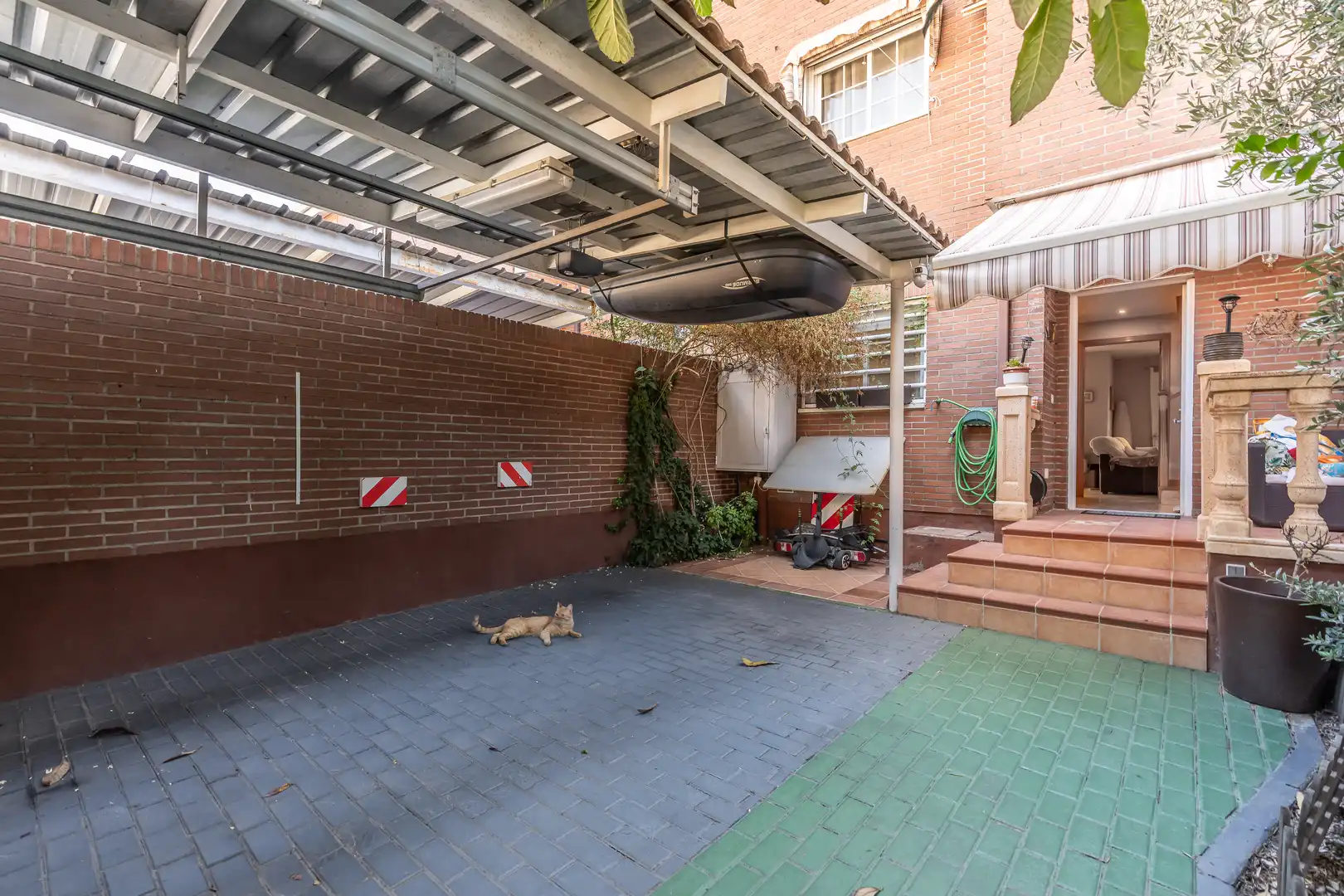 Vista exterior de Casa o xalet en venda en Rivas-Vaciamadrid amb Aire condicionat, Calefacció i Terrassa