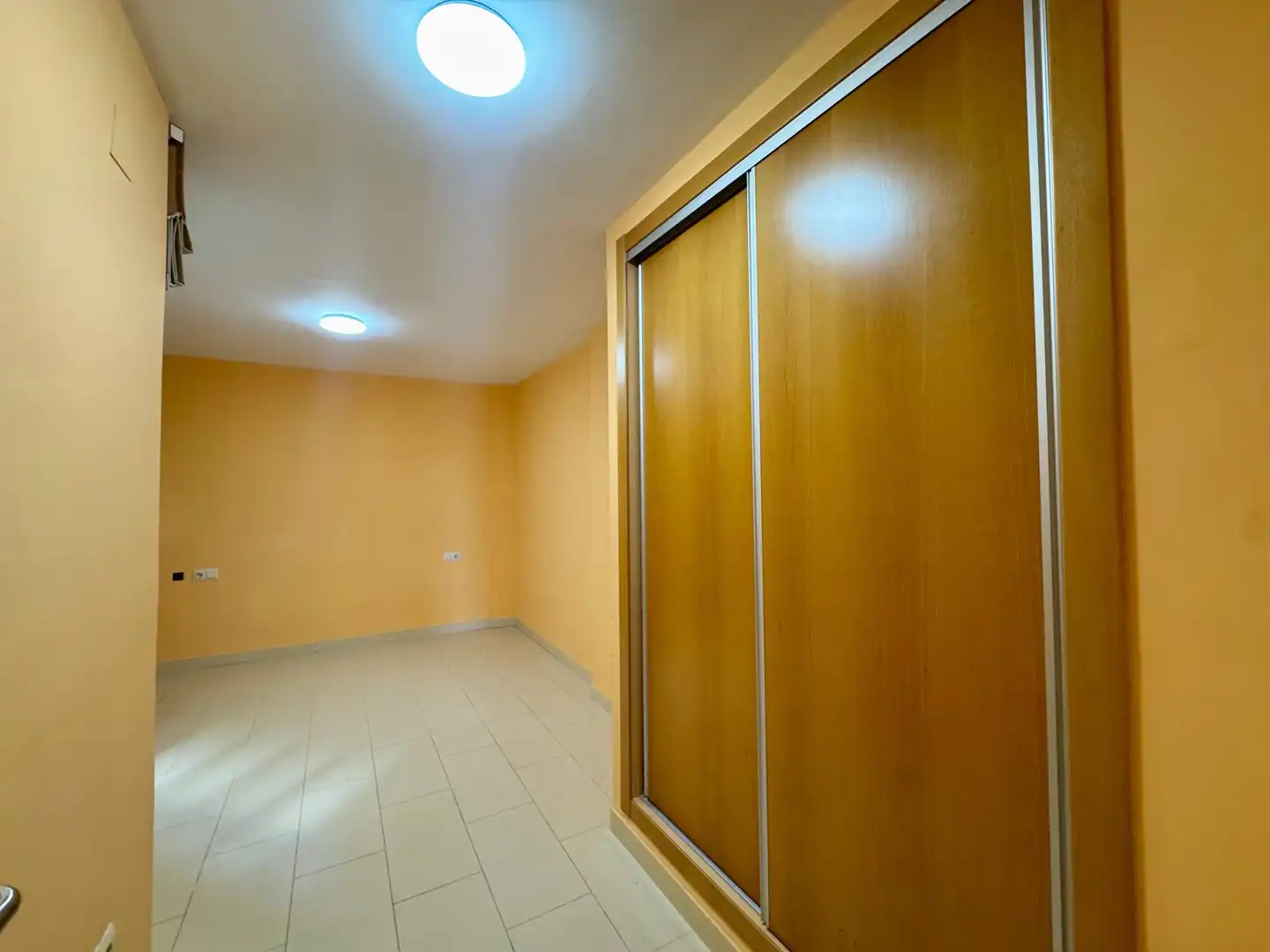 Maisonette zum Verkauf in Gandia mit Klimaanlage