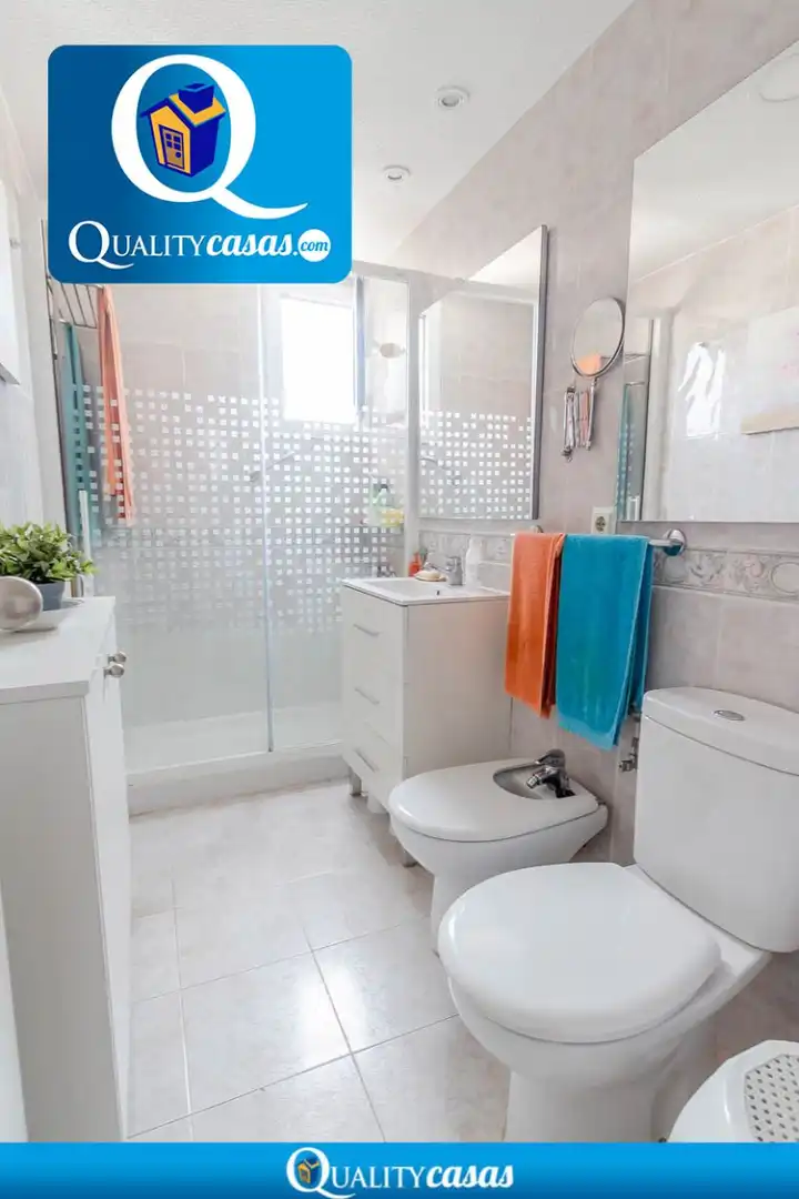 Badezimmer von Wohnung zum Verkauf in El Campello mit Gemeinschaftspool