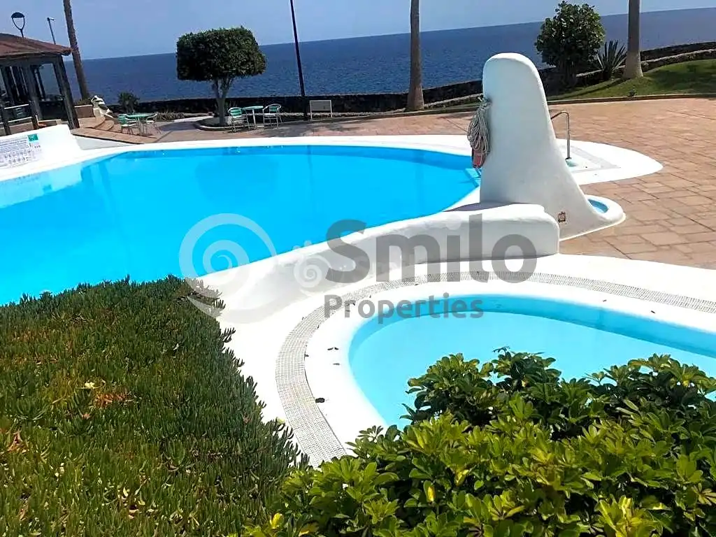 Piscina de Dúplex de alquiler en Arona con Terraza, Amueblado y Piscina comunitaria