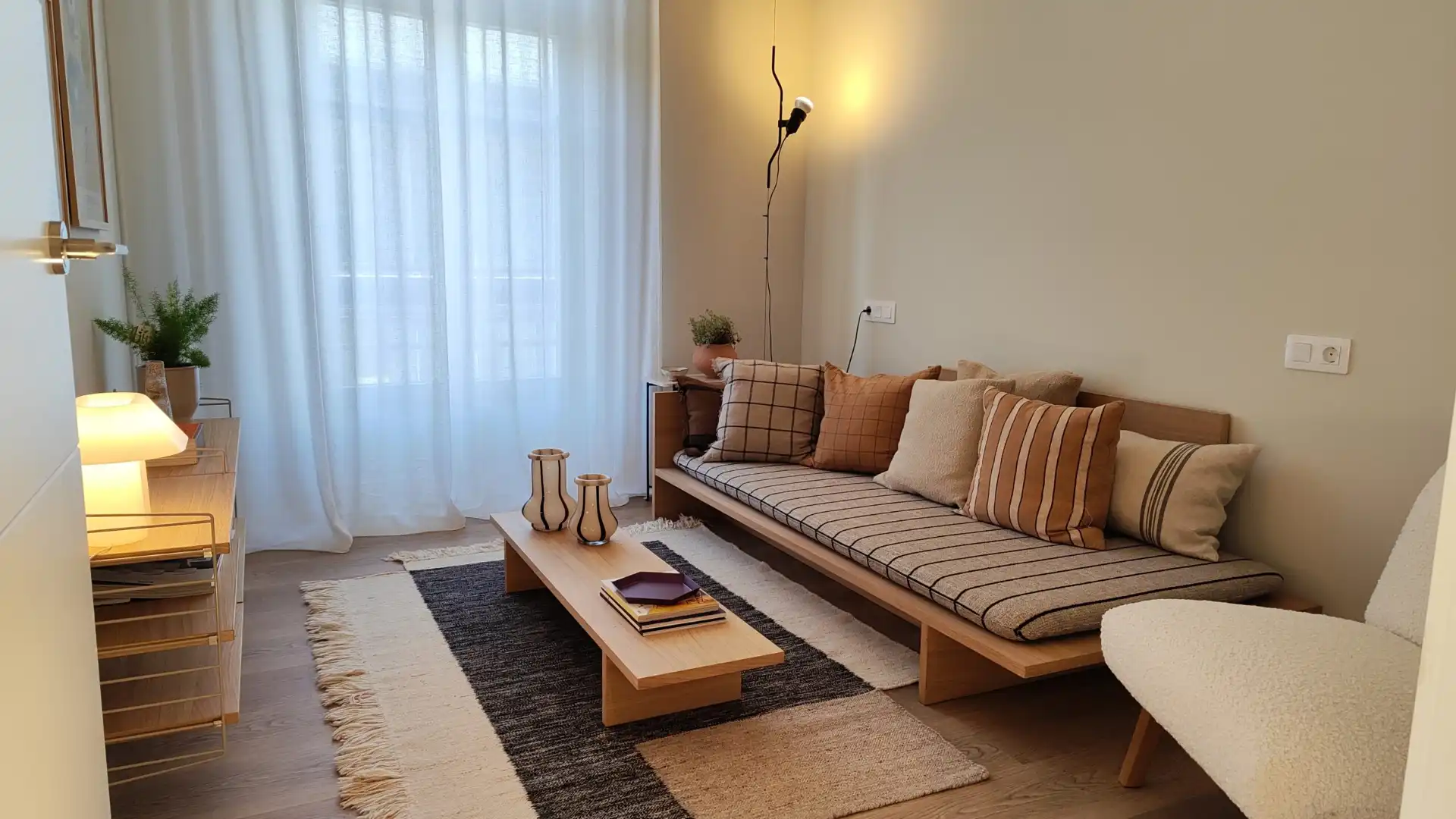 Sala d'estar de Pis en venda en Lugo amb Calefacció, Parquet i Moblat