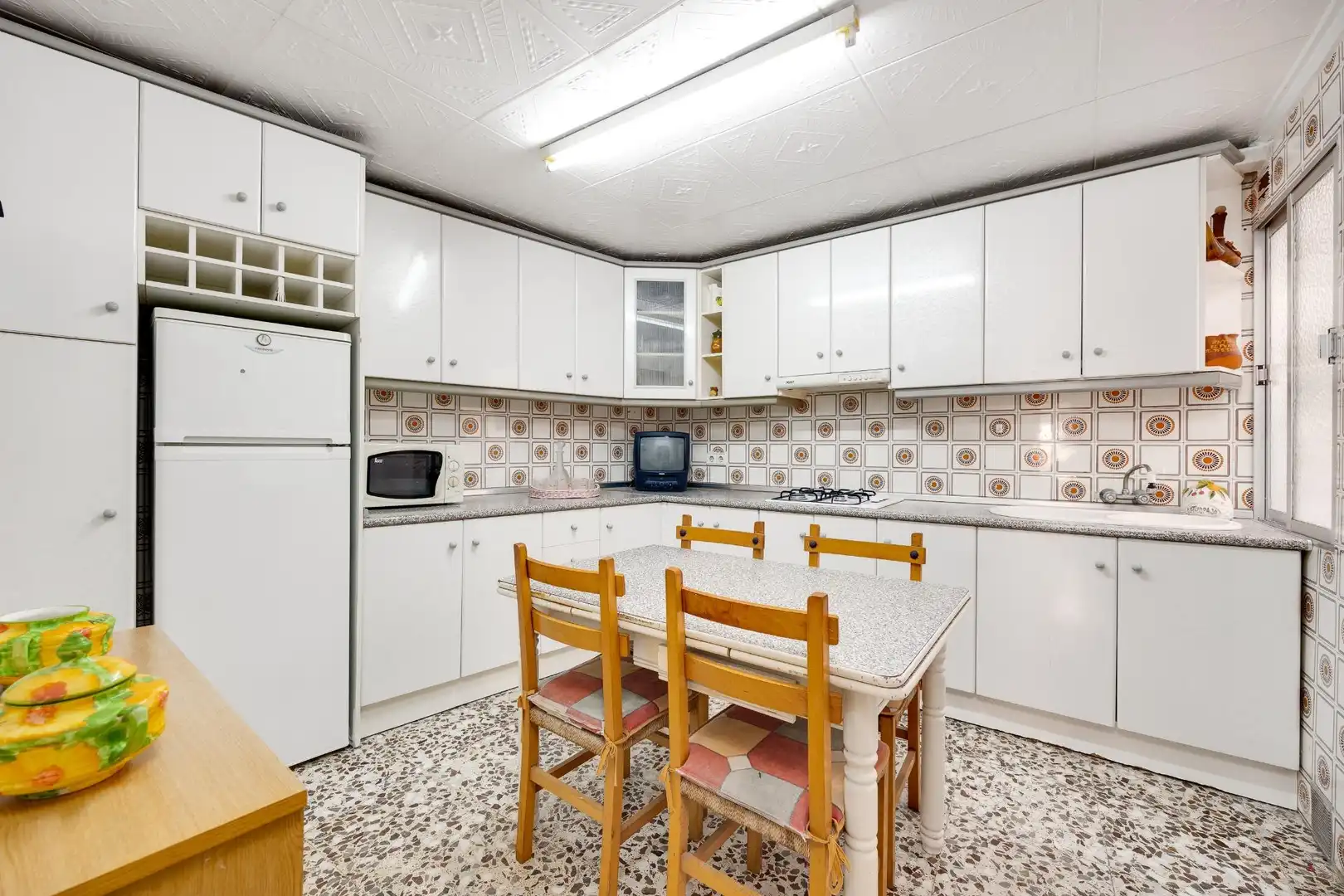 Küche von Wohnungen zum Verkauf in Torrevieja mit Terrasse, Möbliert und Balkon