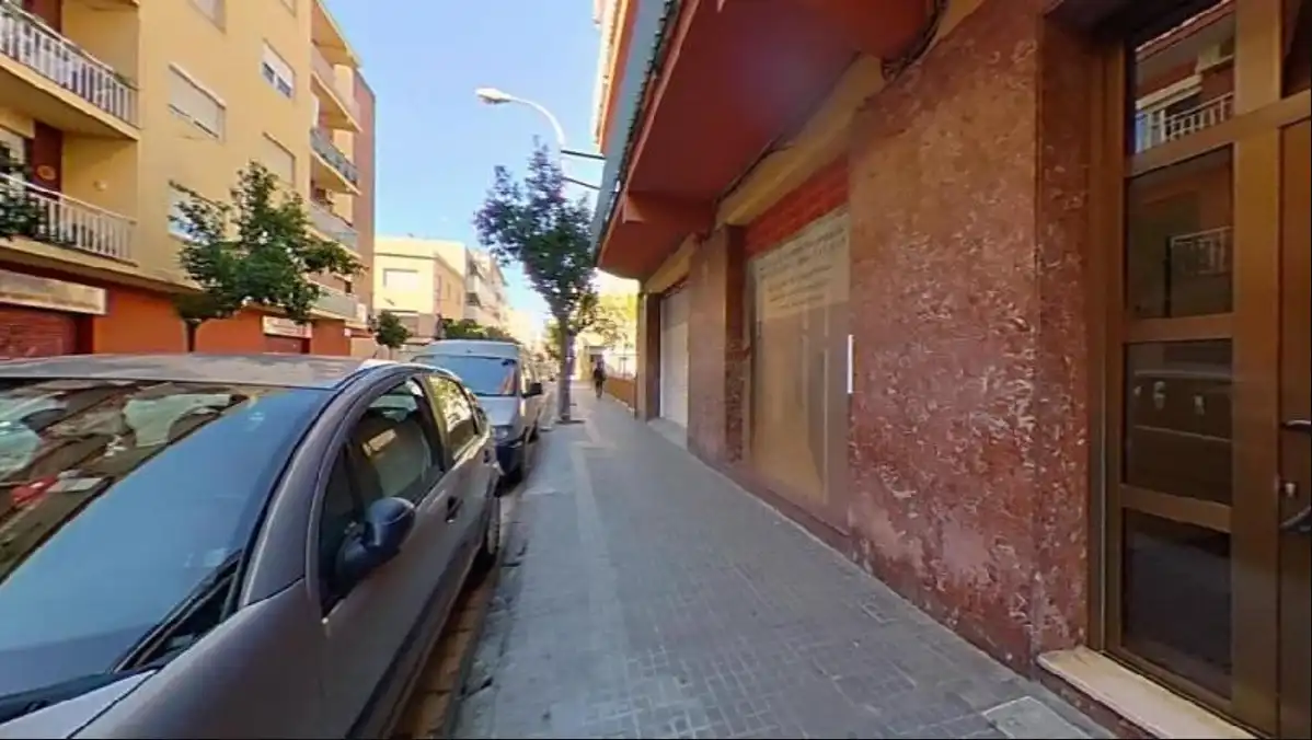 Vista exterior de Pis en venda en El Prat de Llobregat amb Balcó
