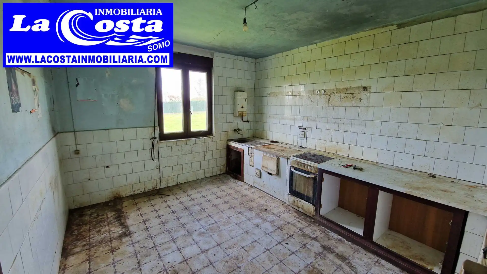 Cocina de Planta baja en venta en Ribamontán al Mar