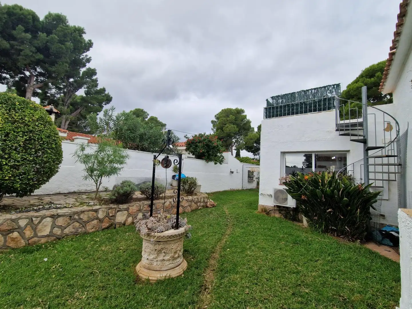 Jardí de Casa o xalet en venda en Mont-roig del Camp amb Aire condicionat, Jardí privat i Terrassa