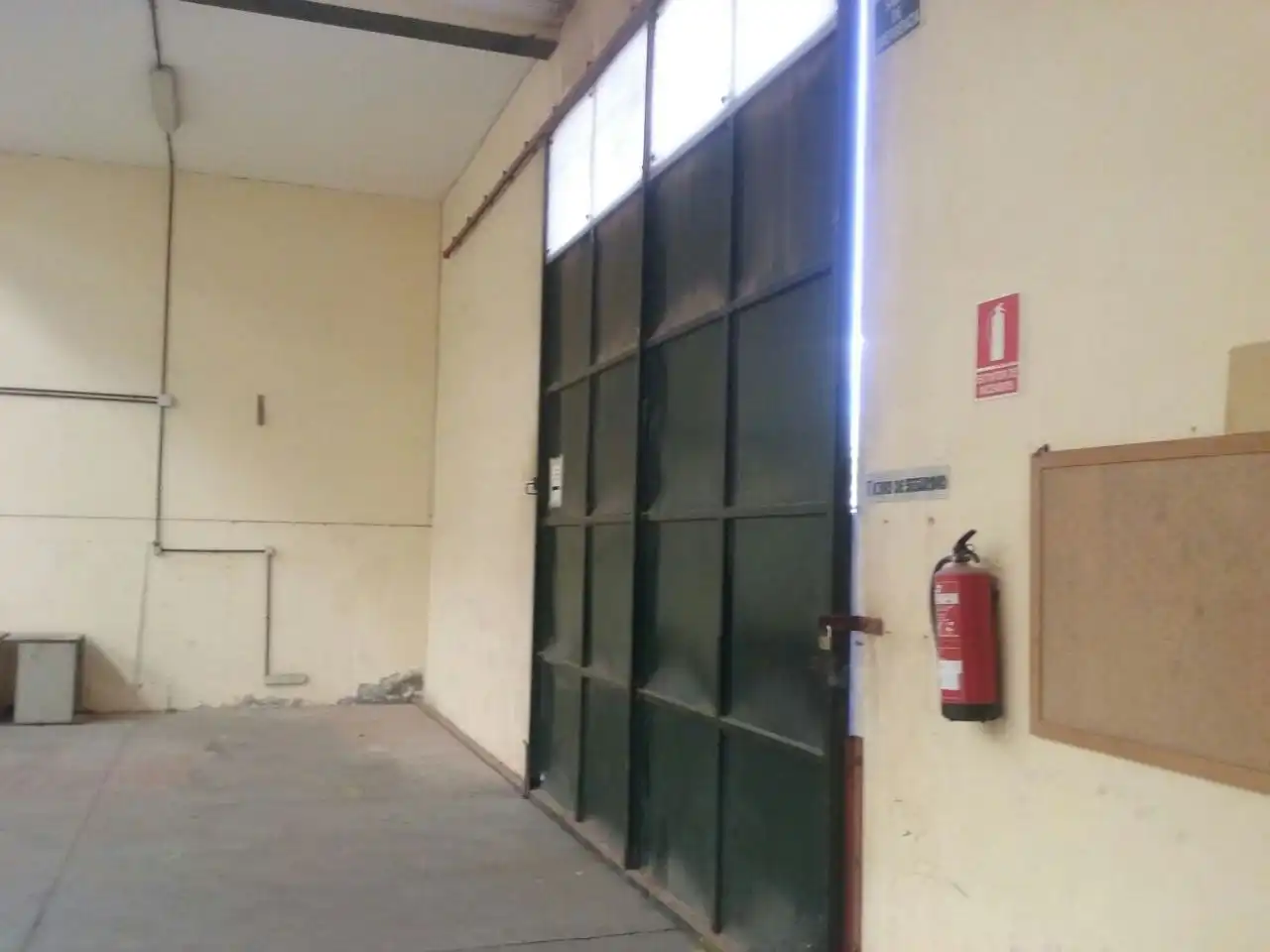 Industrial buildings for rent in Ingenio