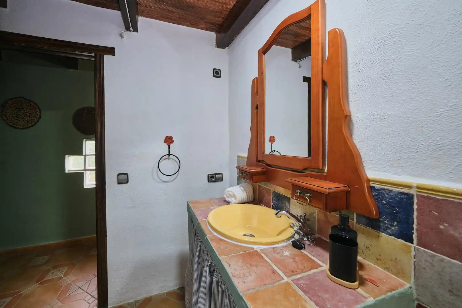 Bany de Finca rústica en venda en Fornes amb Aire condicionat, Jardí privat i Traster
