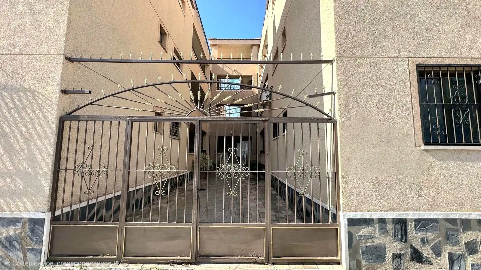 Vista exterior de Estudi en venda en Torrevieja amb Aire condicionat, Terrassa i Moblat