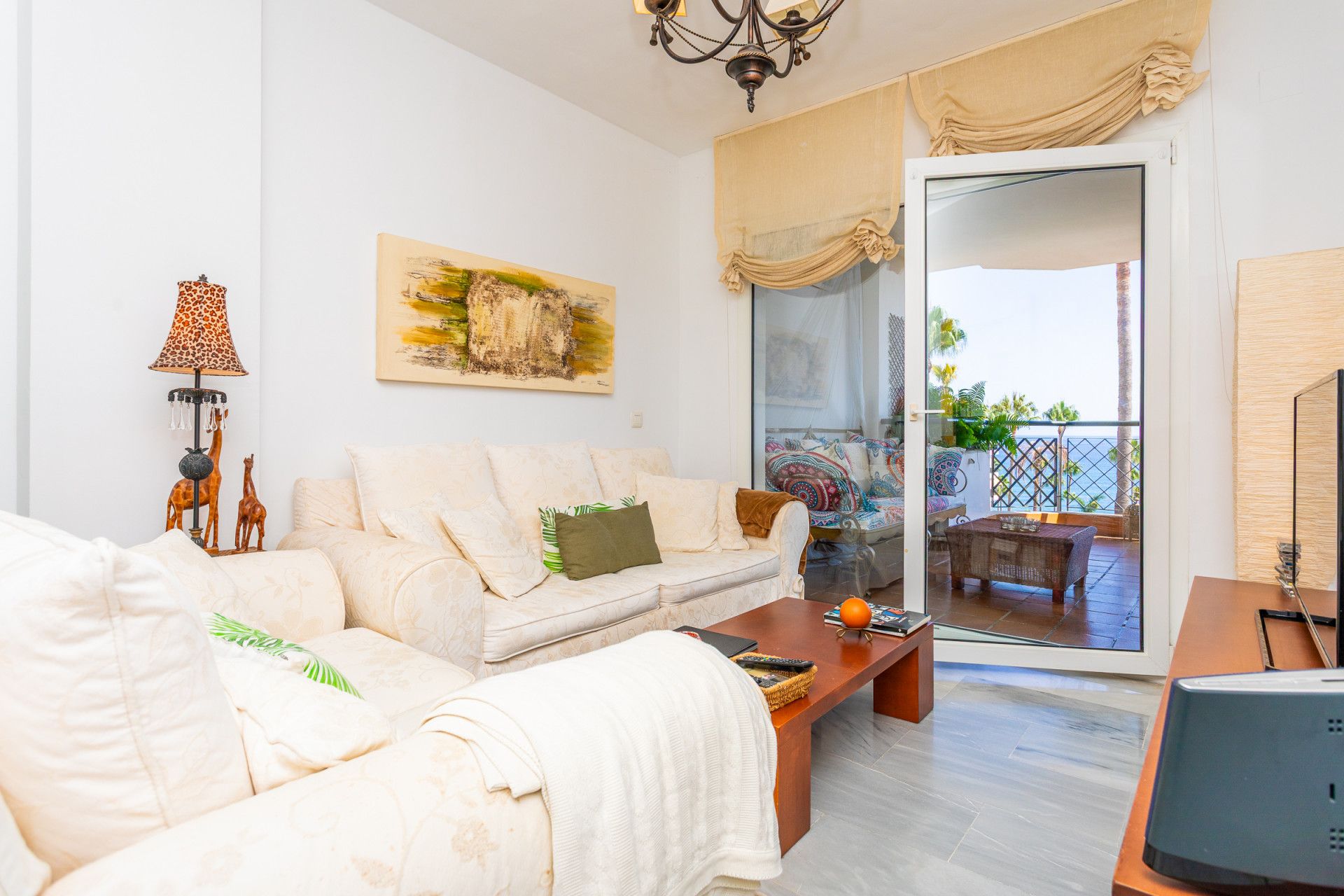 Sala de estar de Apartamento en venta en Mijas con Aire acondicionado, Terraza y Piscina