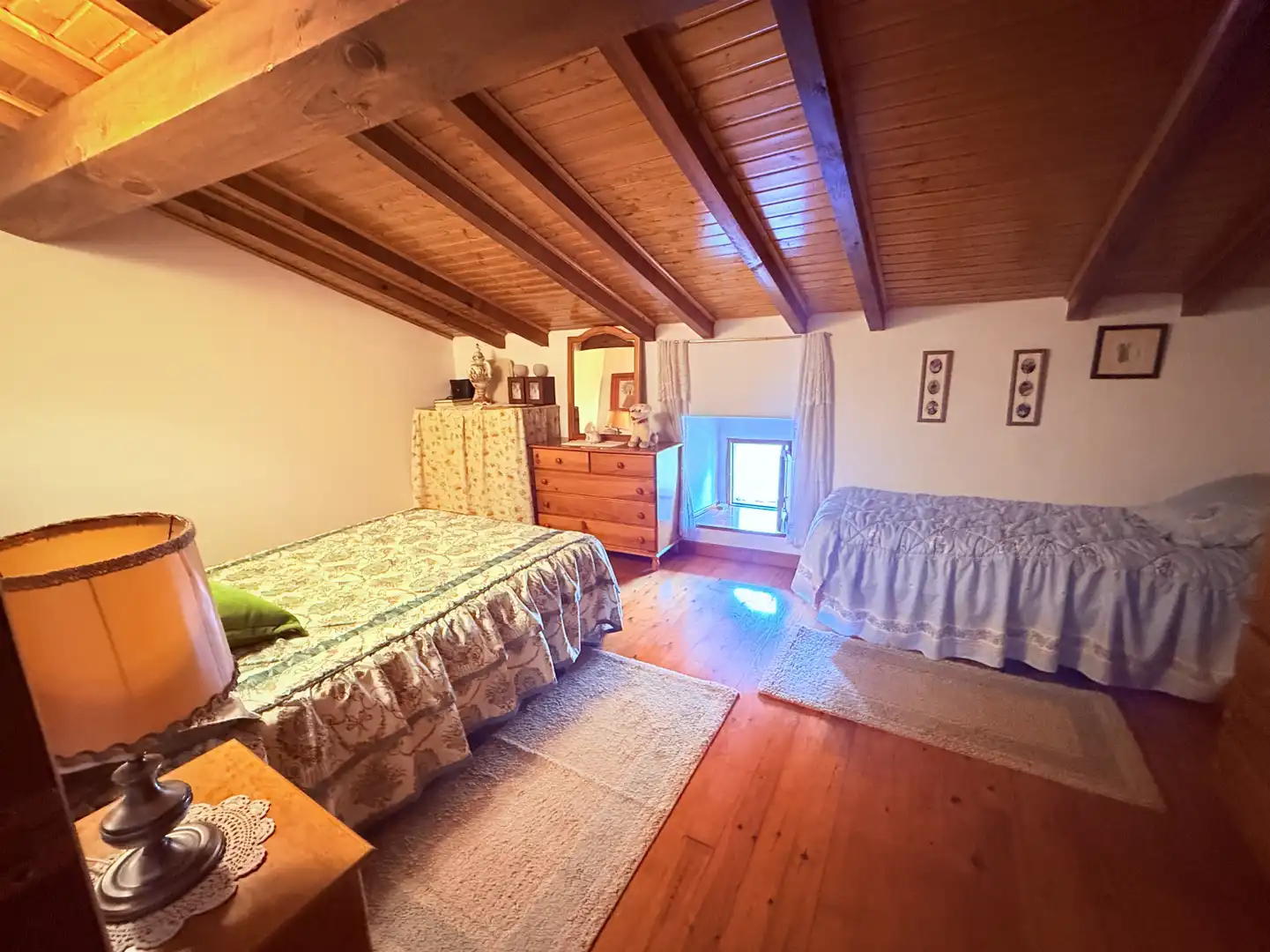 Dormitori de Casa o xalet en venda en Herrerías amb Jardí privat, Parquet i Traster