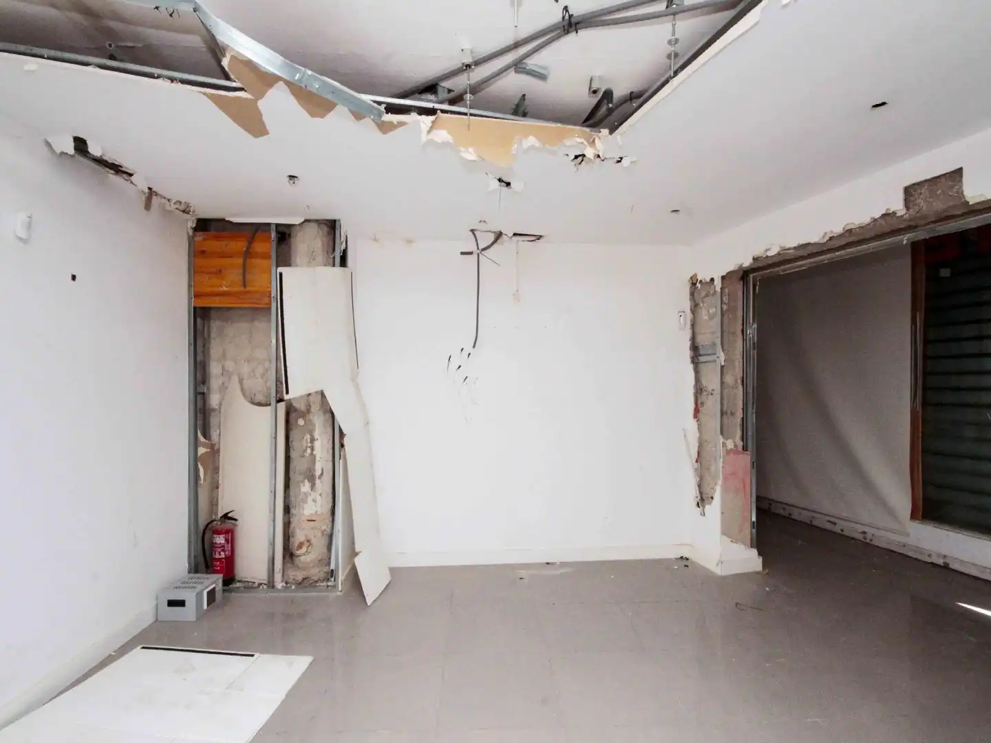 Local en venta en Cornellà de Llobregat